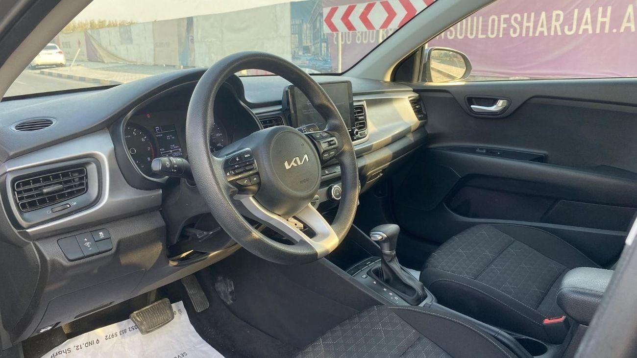كيا ريو MPI 1.6L Sedan