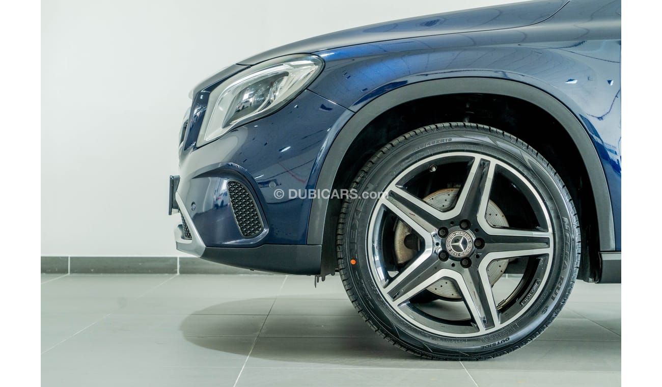 Mercedes-Benz GLA 250 2018 Mercedes-Benz GLA250 4Matic AWD / Full Mercedes Benz Service History