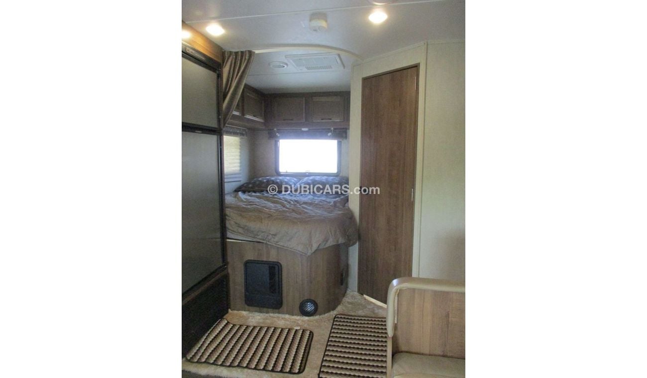 فورد F 450 فورد اف450 هوم كار 2019 بحاله الوكاله جميع الاضافات و لوازم