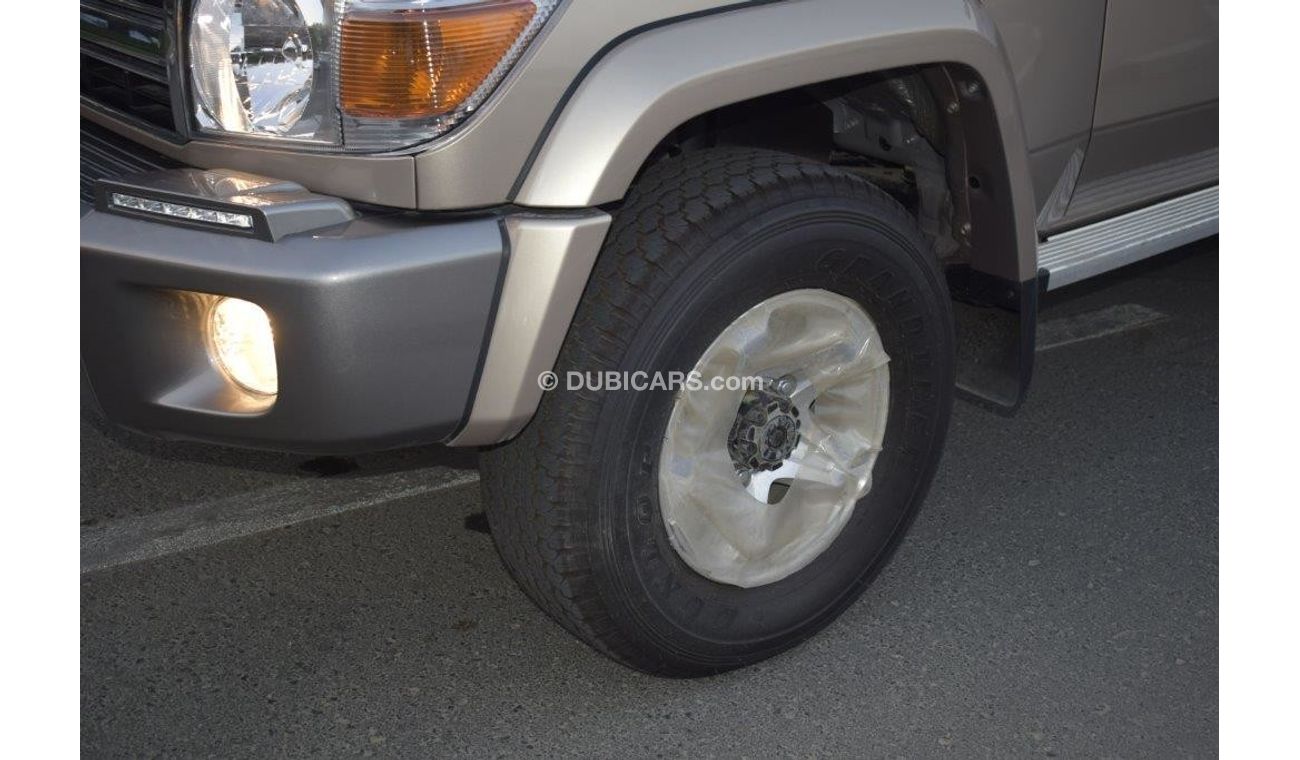 Toyota Land Cruiser Pick Up DIESEL WITH WINCH & DIFF LOCK