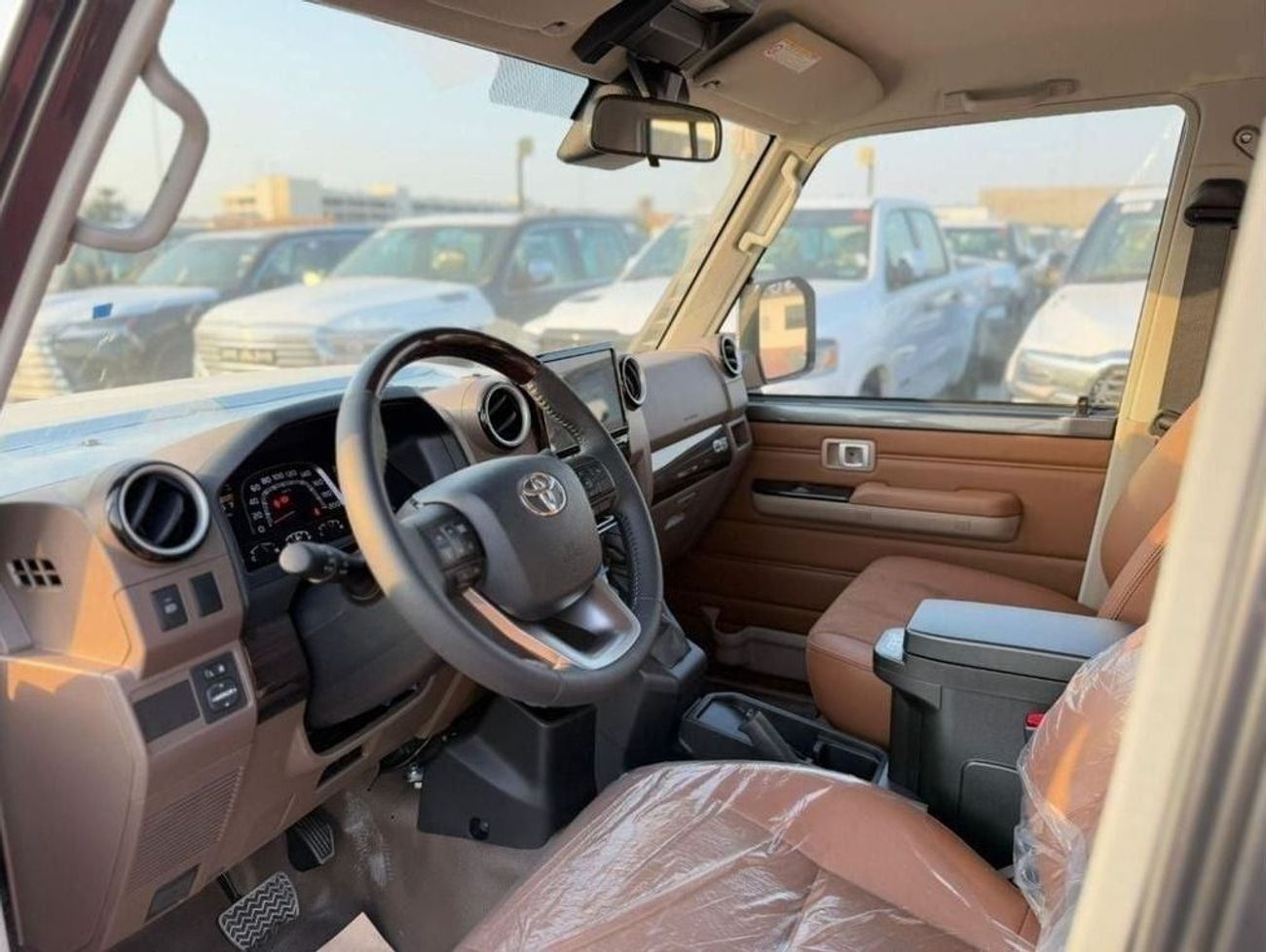 Toyota Land Cruiser Pick Up EXPORT ONLY - TOYOTA LC79 DOUBLE CABIN LX-Z A/T 4.0