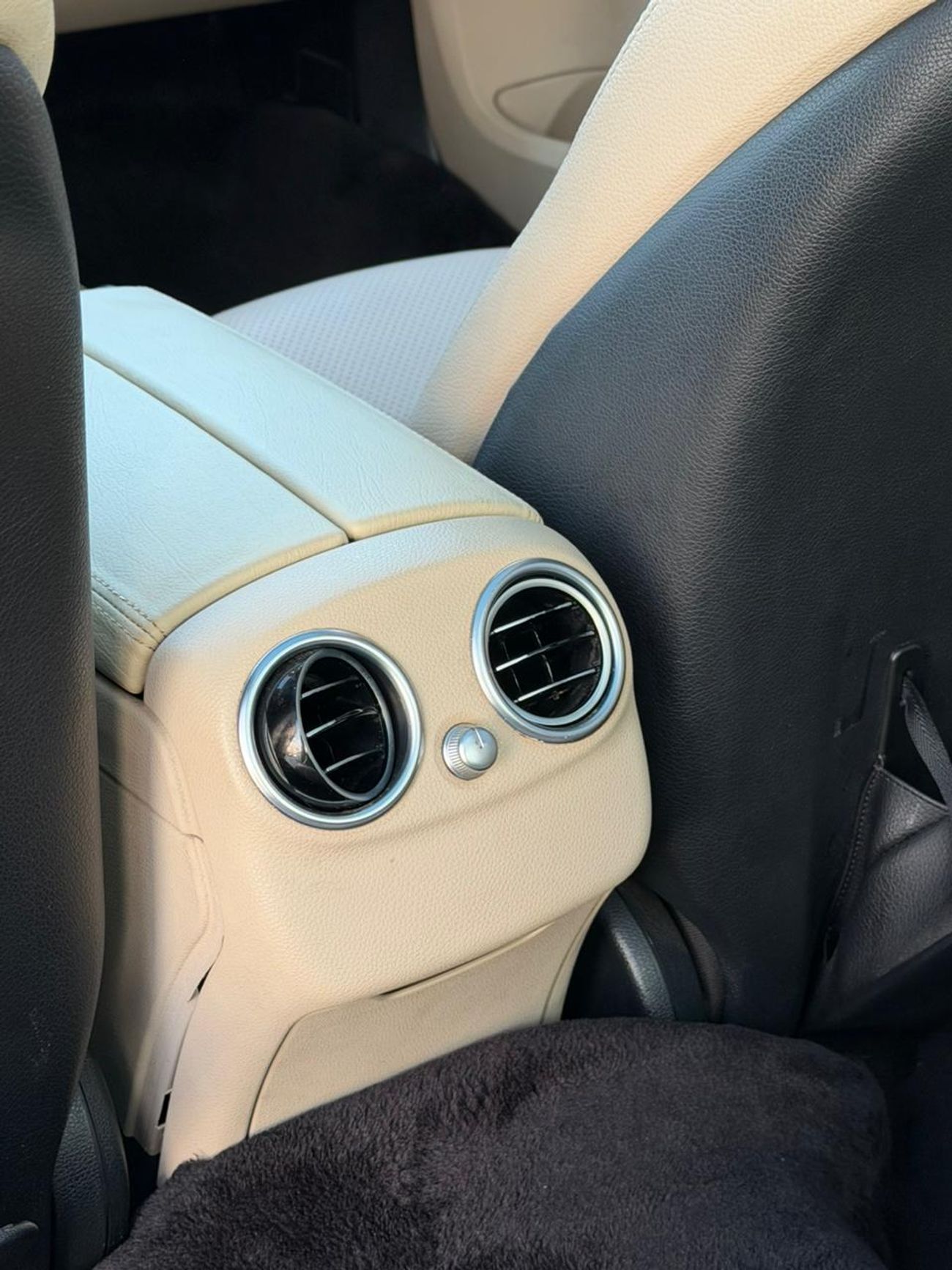 Mercedes-Benz C 300 Luxury 2.0L