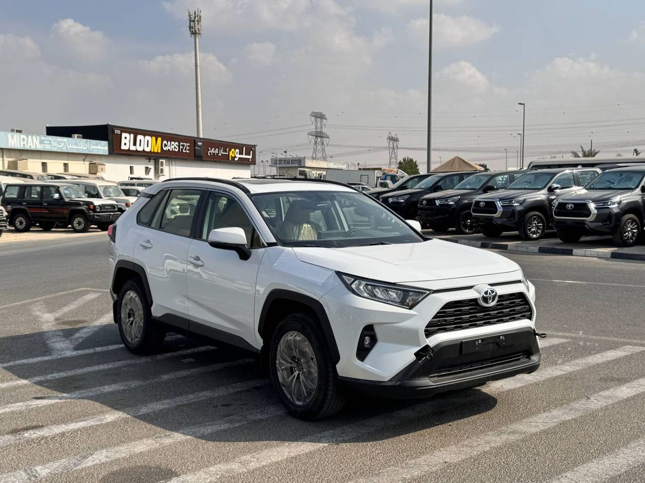 تويوتا راف ٤ 2025 TOYOTA RAV4 XLE-G 2.5L GCC BRAND NEW 0KM