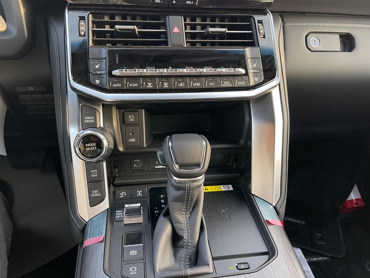 Toyota Land Cruiser VXR 3.5L