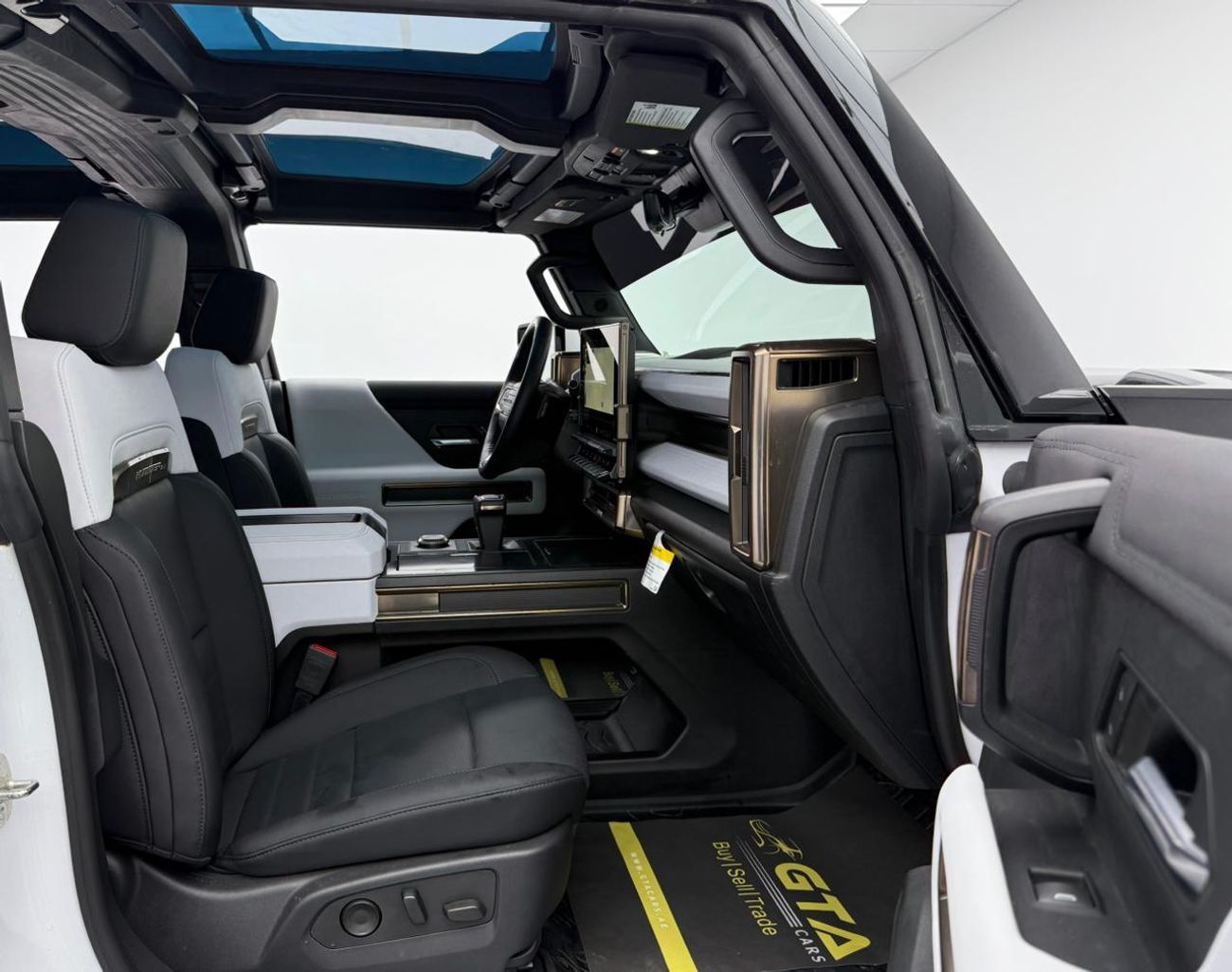 جي أم سي همر EV 2023 GMC Hummer EV, 1 Year Unlimited Km Warranty, Excellent Condition