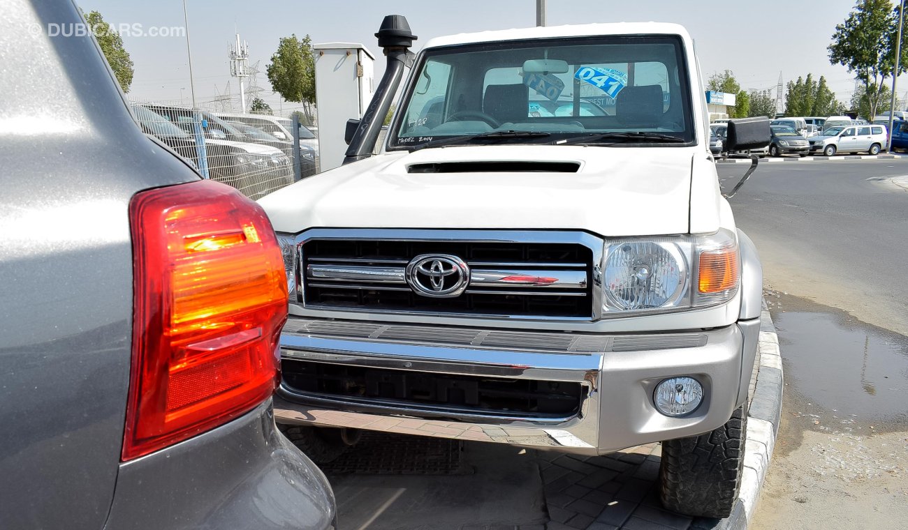 Toyota Land Cruiser Pick Up 1VD V8 DIESEL RIGHT HAND  DRIVE