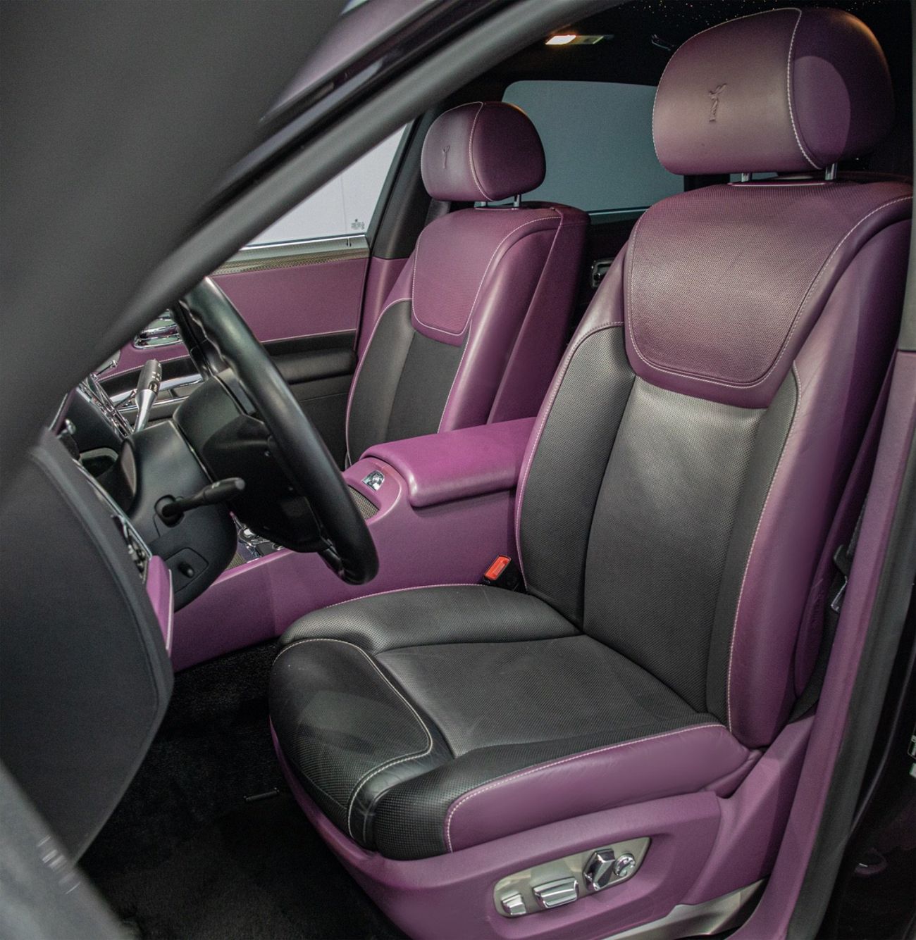 رولز رويس جوست Black Badge 6.6L