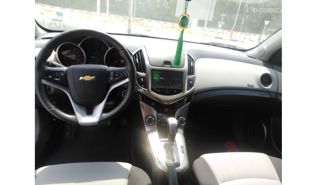 Chevrolet Cruze Chevrolet curse 2017 gcc very celen car