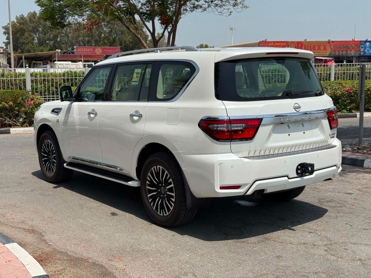 Nissan Patrol LE PLATINUM CITY **2024**BRAND NEW GCC SPEC