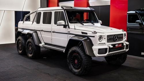 Mercedes-Benz G 63 AMG 6x6 - 2014 - GCC Specs