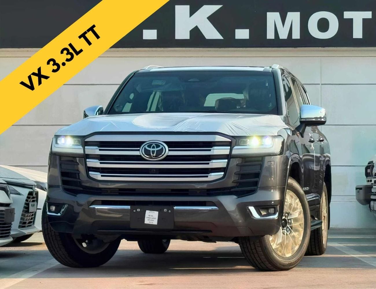Toyota Land Cruiser VX 3.3L DIESEL TT || REAR ENTERTAINMENT SCREEN / BIG DVD / RADAR / JBL SPEAKERS (CODE # LCDVXS)