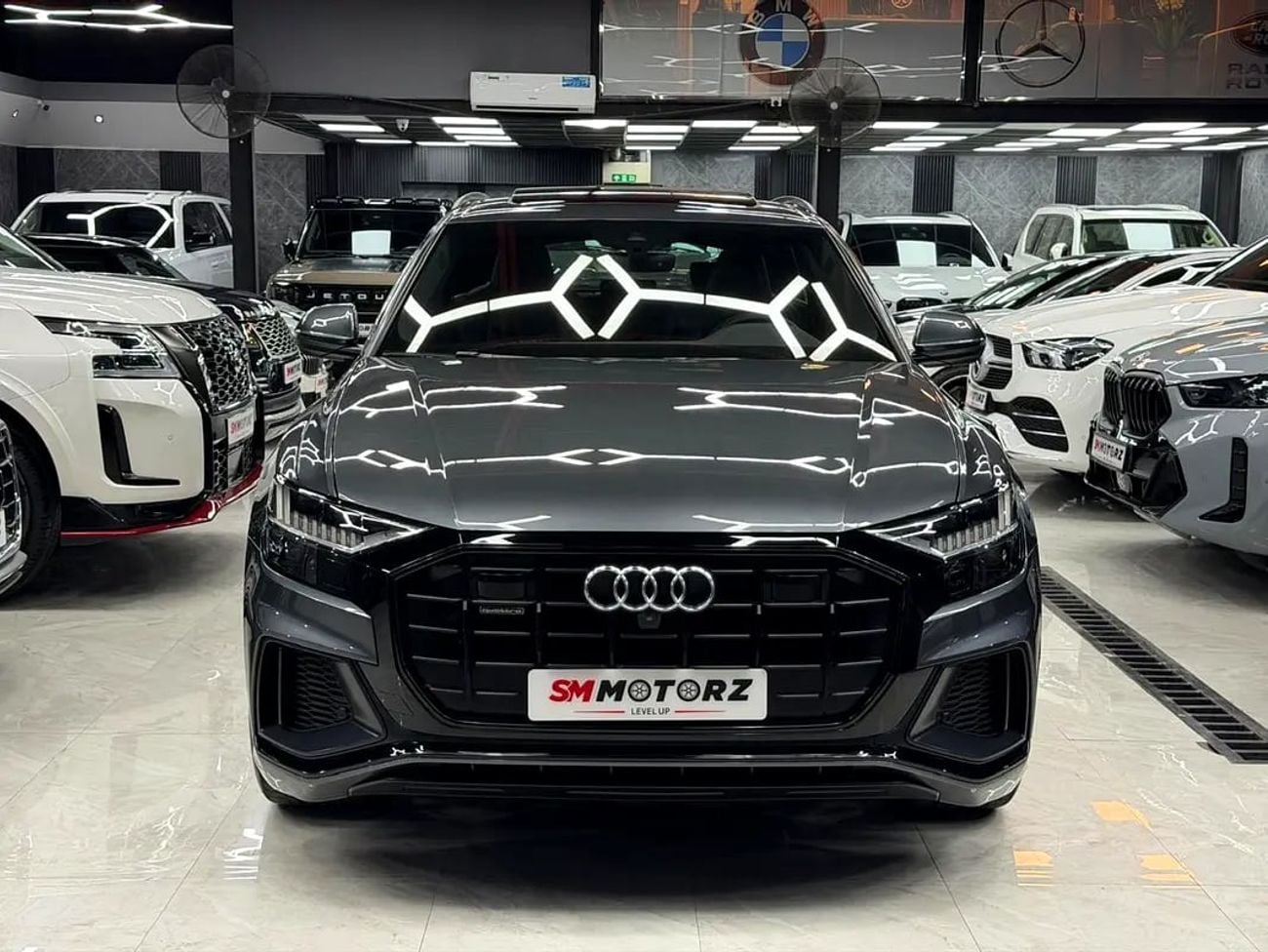 Audi Q8 55 TFSI S-LINE LUXURY