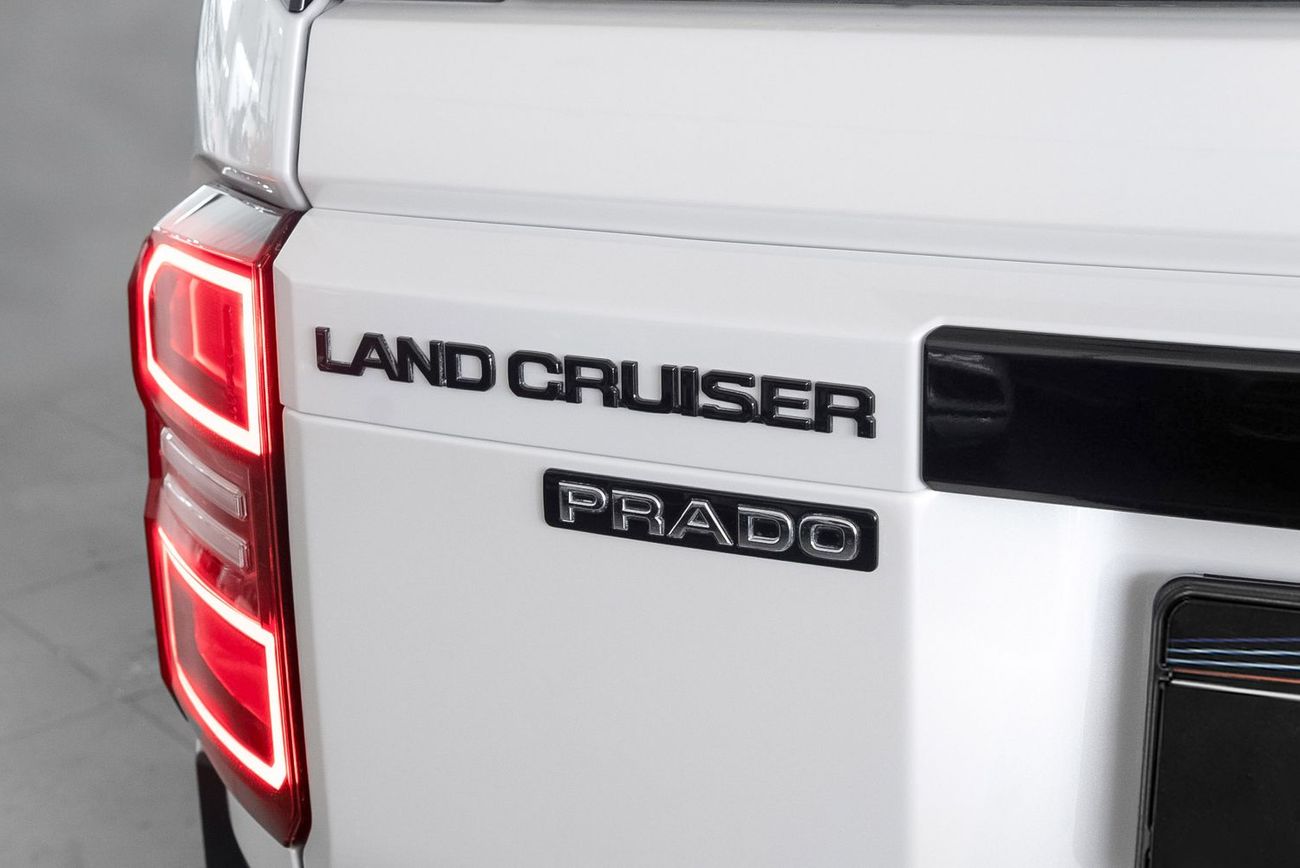 Toyota Prado Adventure Mono Tone 2.4T