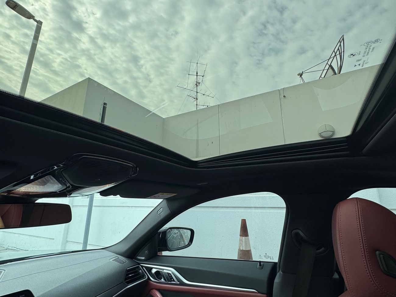 بي أم دبليو 420i