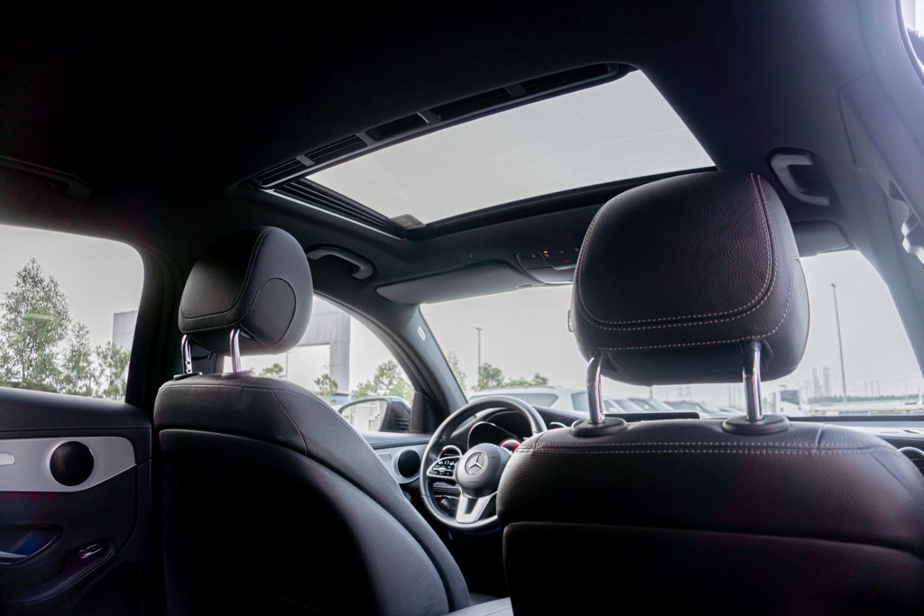 Mercedes-Benz GLC 300 Coupe 2.0L