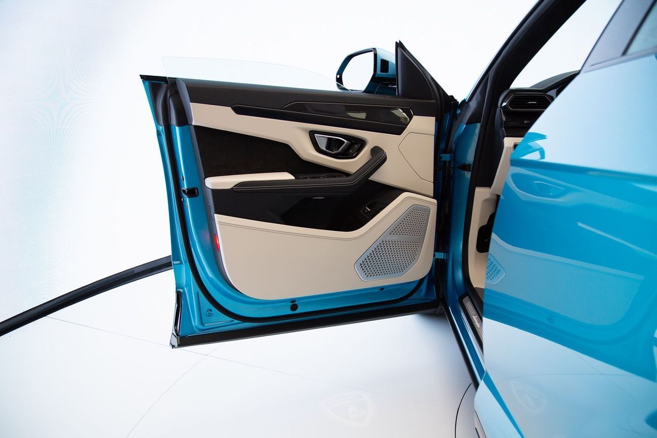 Lamborghini Urus STD 4.0T V8