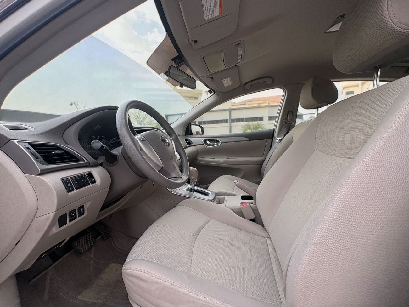 نيسان سنترا NISSAN SENTRA SE 1.6L A/T | 2020 | GCC SPECS | AED 450 per month
