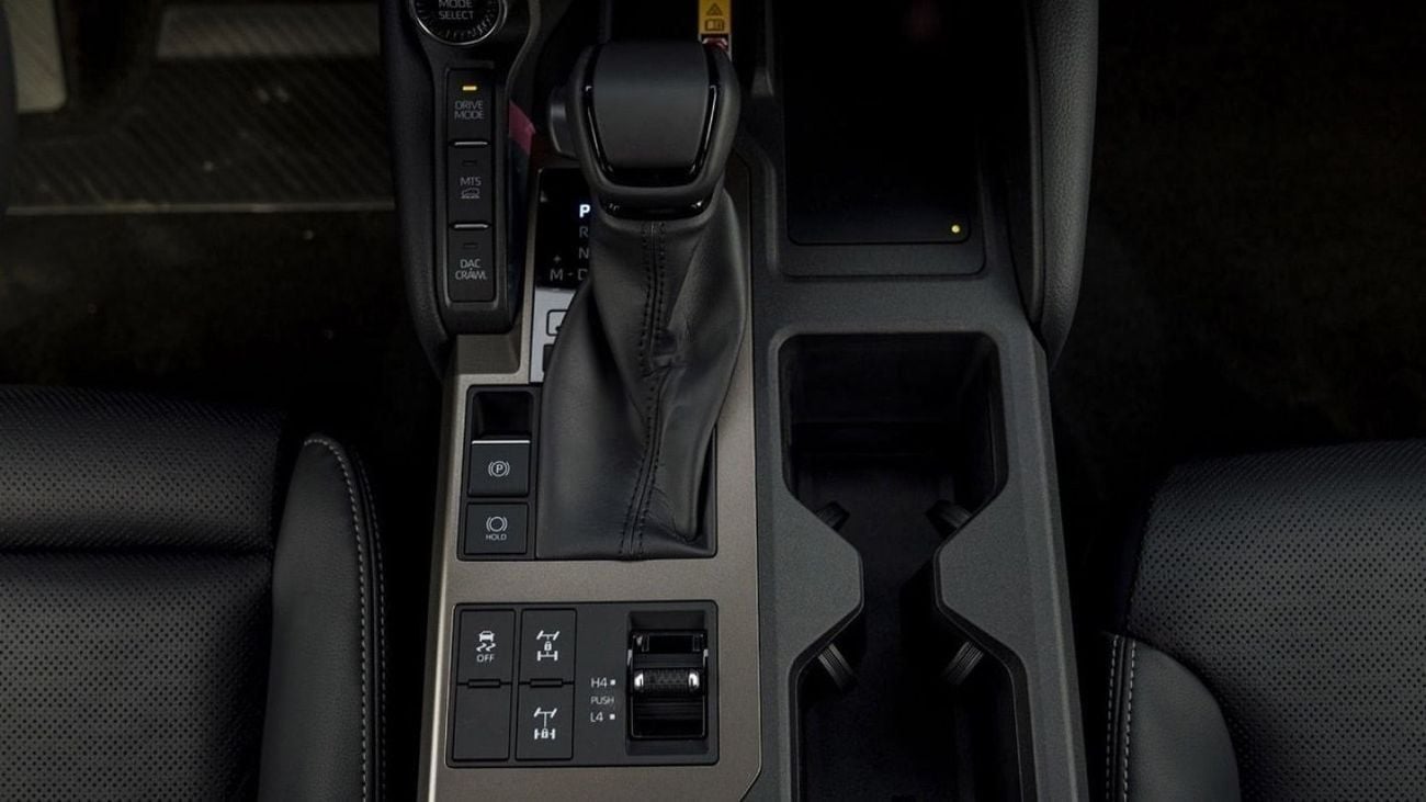 تويوتا برادو Toyota Prado 2.4L Turbo Petrol Luxury A/T 2024