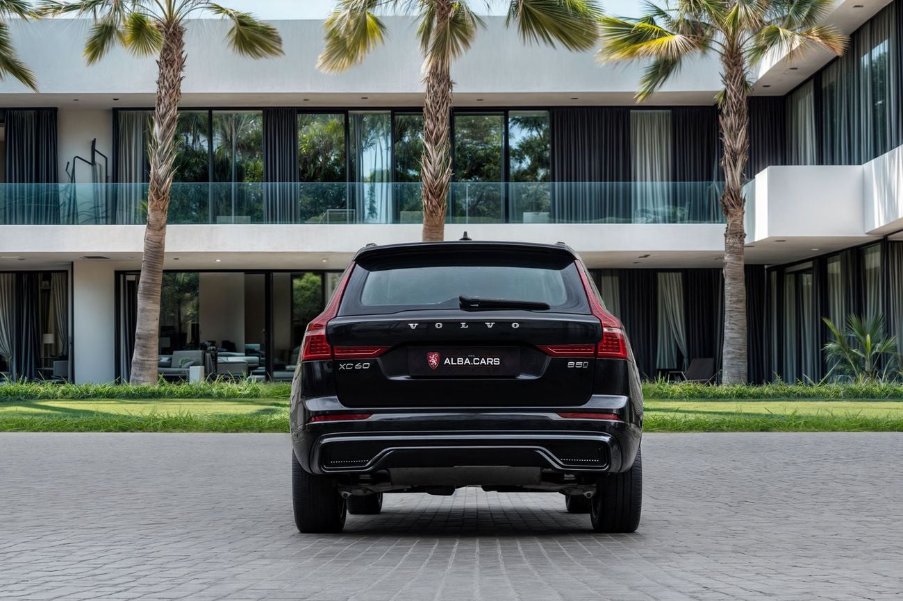 فولفو XC 60 B5 Ultimate Dark XC60 B5 Ultimate Dark | 2,350 P.M | 0% Downpayment | 2028 WARRANTY!