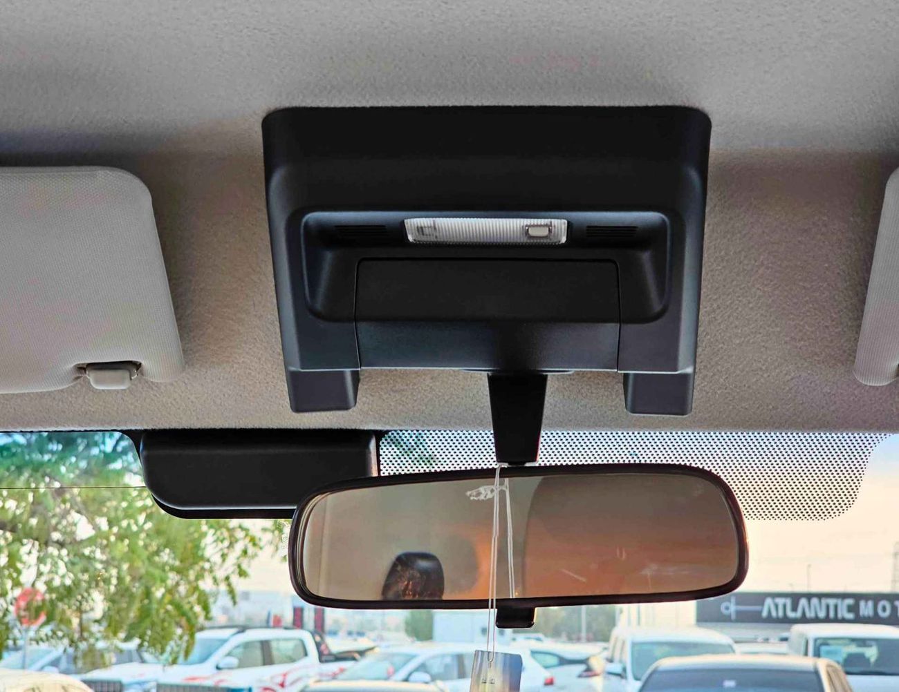 Toyota Land Cruiser Pick Up LC79 / SINGLE CABIN / 2.8L V4 DIESEL / DVD / REAR CAMERA / DIFF LOCK / FULL OPTION (CODE # SCDTMF)