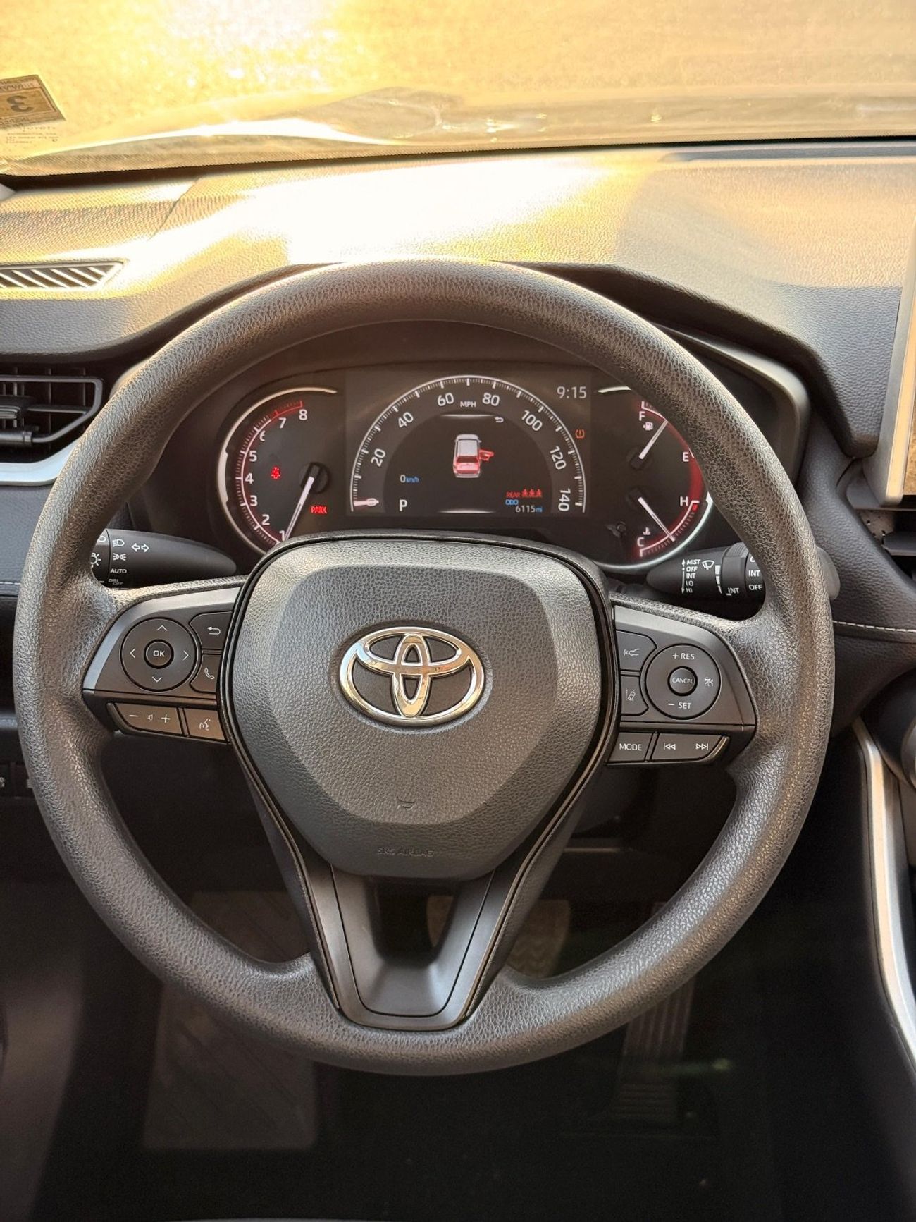 تويوتا راف ٤ XLE 2.5 L AWD Full Option 2025