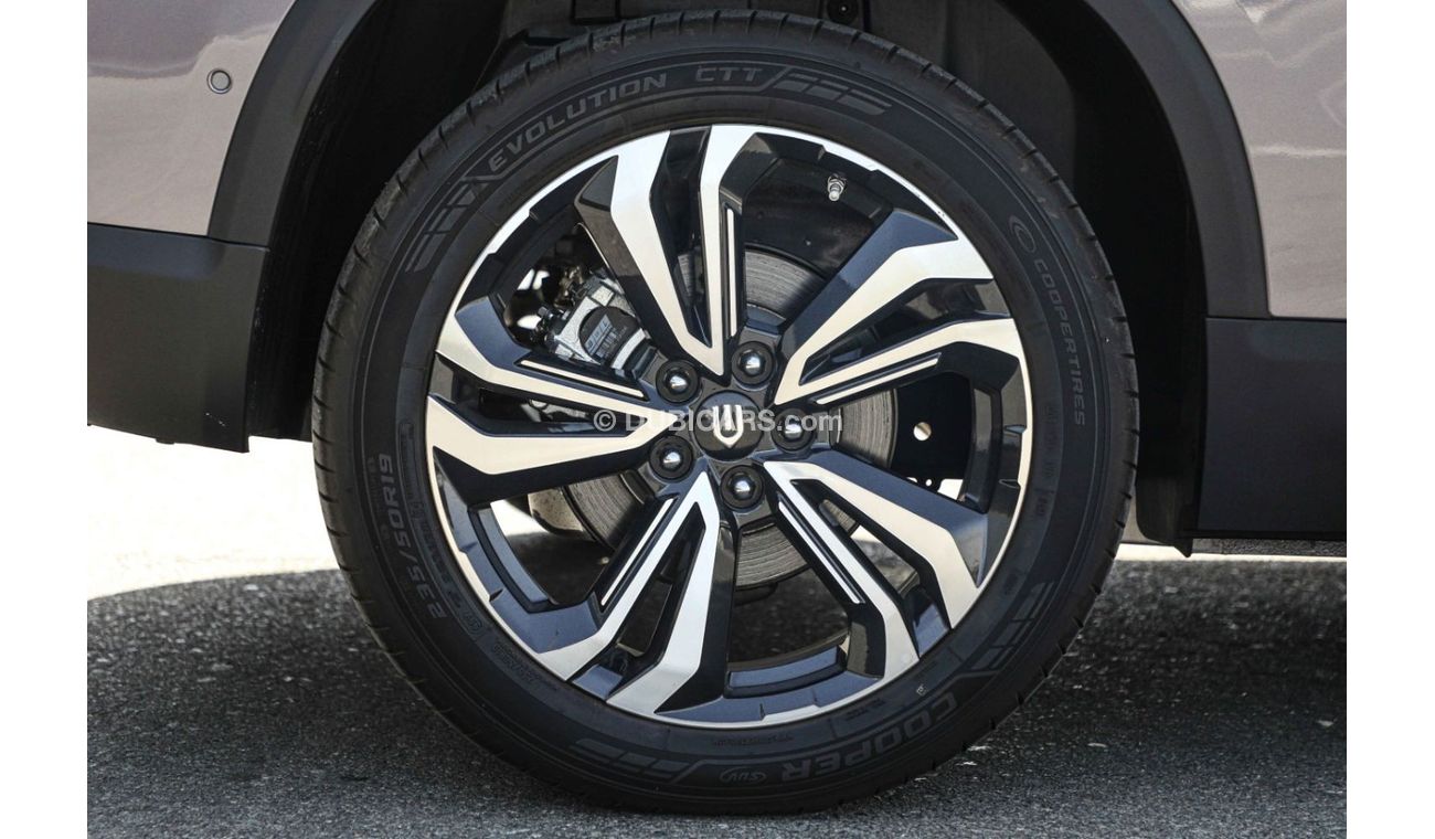 Skywell ET5 With service contract of 2 years/ 60,000KM - All Electric SKYWELL ET5