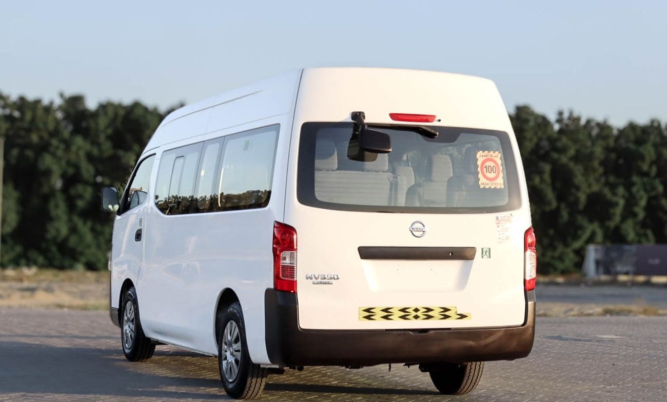Nissan Urvan STD Nissan Urvan | 2.5 L | 2021 | GCC | Accident-Free | In Excellent Condition | 1008 P.M