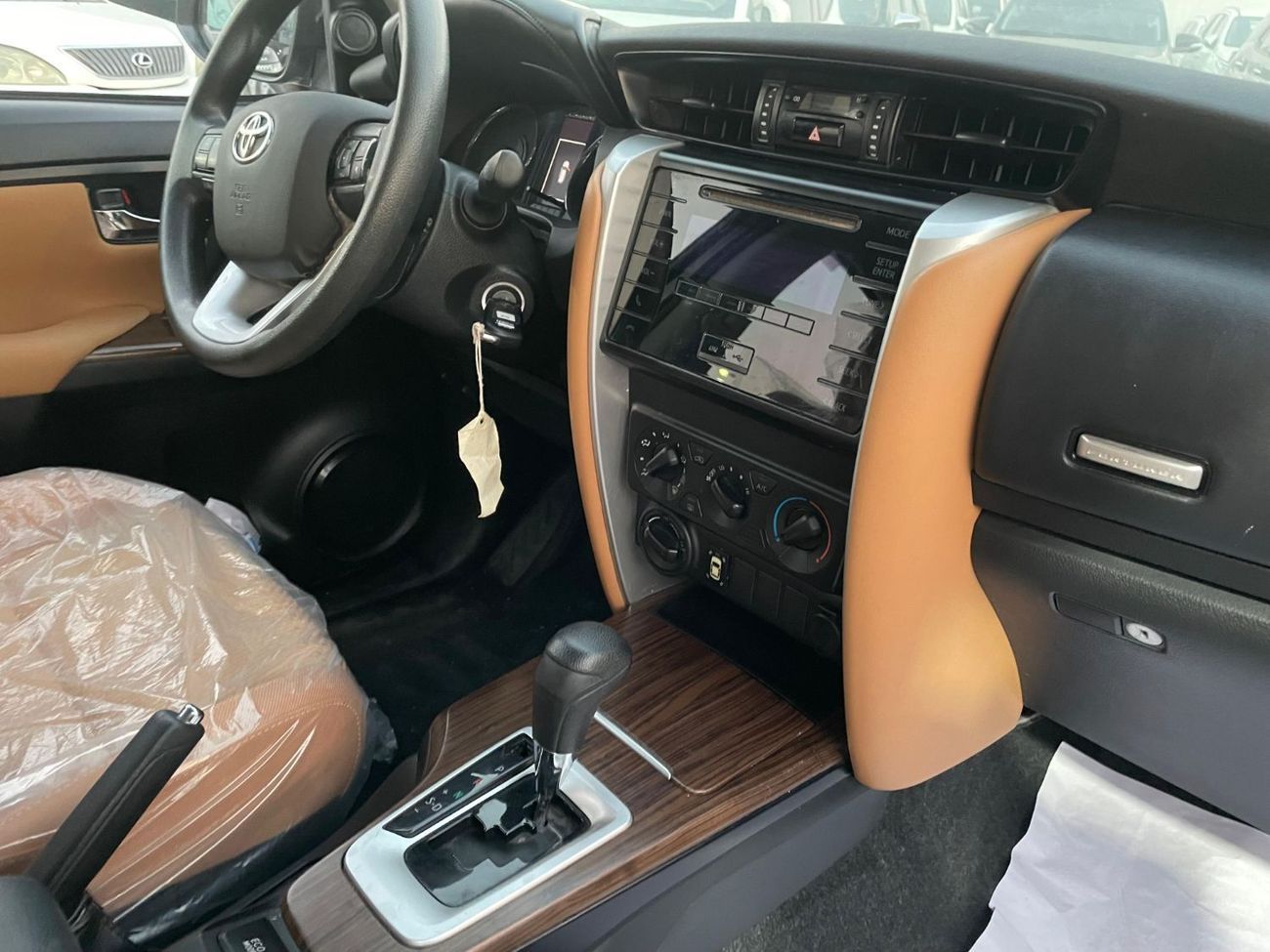 تويوتا فورتونر EXR 2.7L (160 HP)