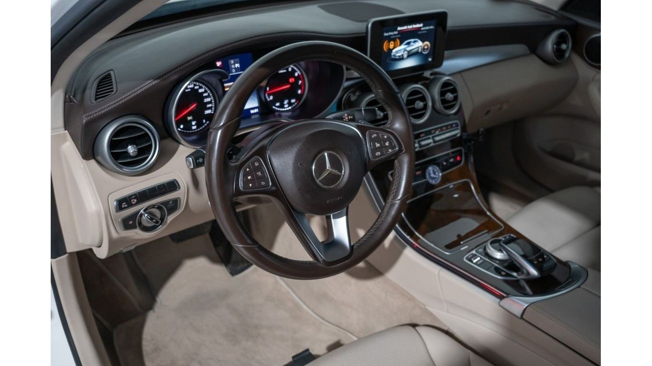 مرسيدس بنز C 200 Std 2016 Mercedes Benz C200 / 2.0L Turbo / Full-Service History