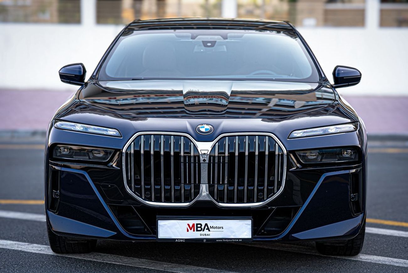 بي أم دبليو 740i