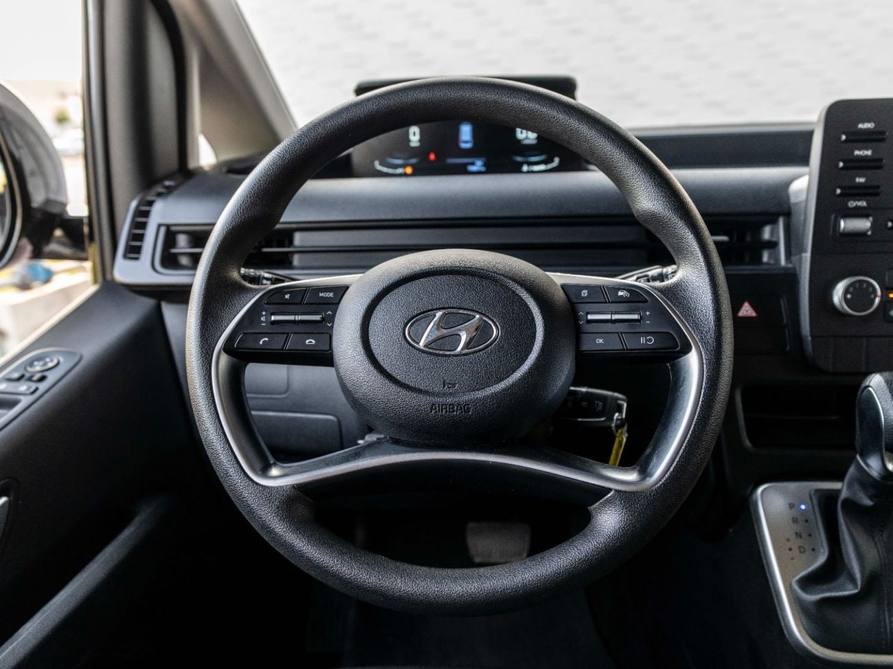 هيونداي ستاريا Premium 3.5L