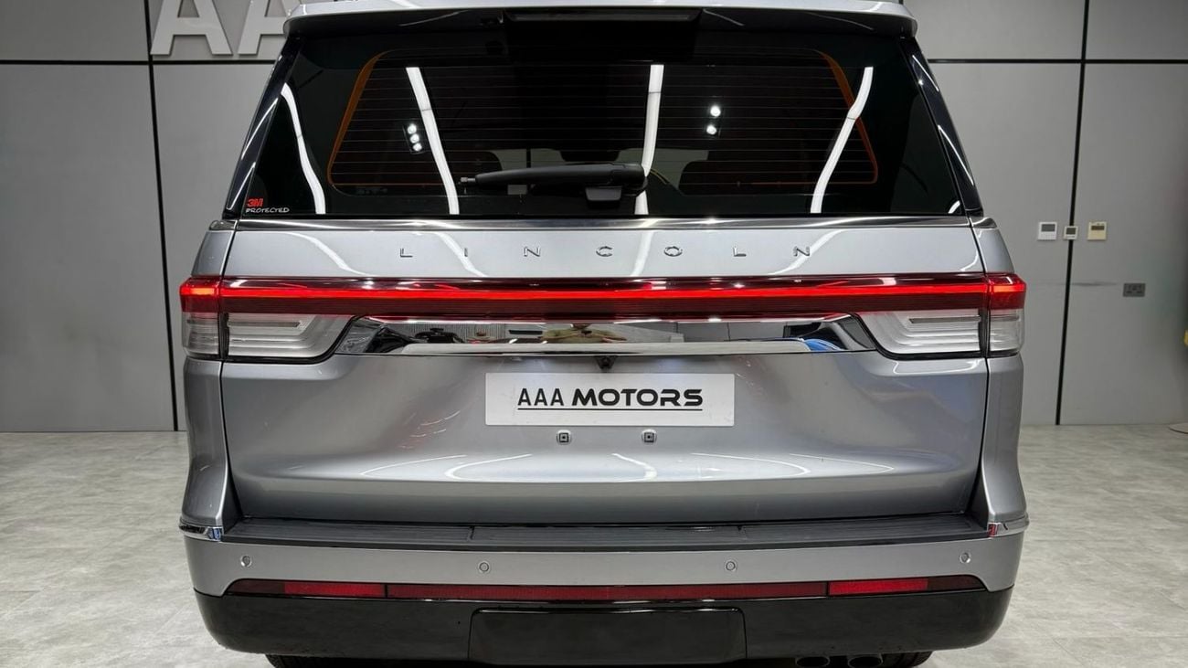 Lincoln Navigator Std 3.5L | GCC Specs | Warranty & Service Contract Until 2029 | Only 5,000 KM