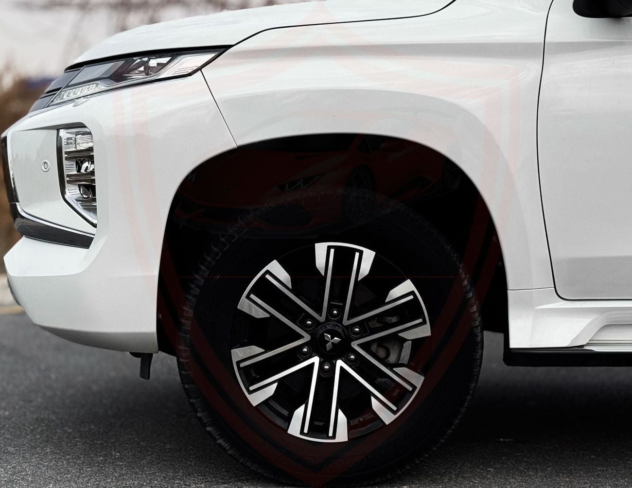 Mitsubishi Montero Sport GLS Premium 3.0L (7 Seater) Mitsubishi Montero Sport | 3.0 L | 2022 | GCC | Original Paint | Acciden