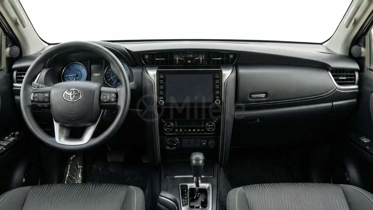 Toyota Fortuner 2.7P AT 4X4