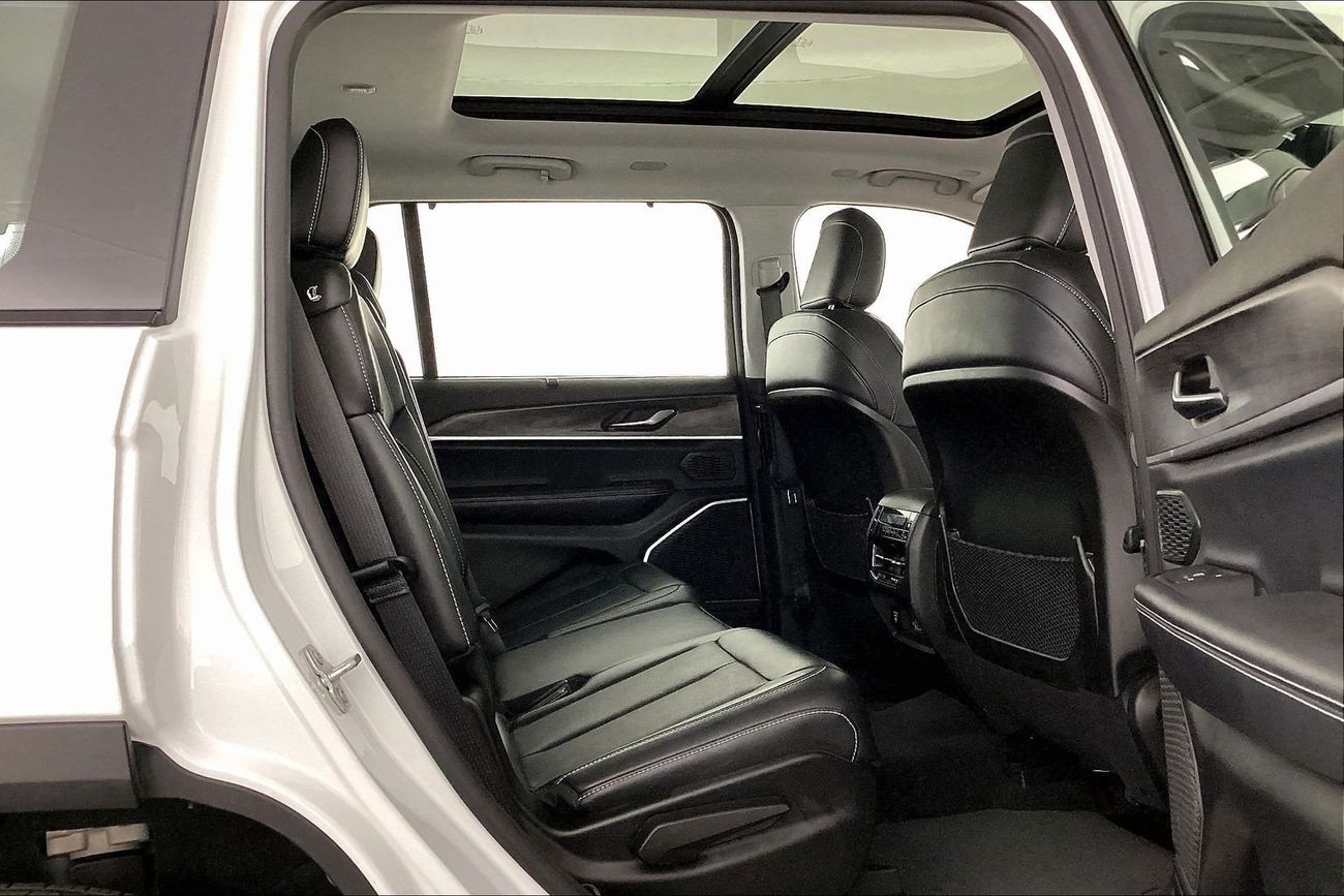 Jeep Grand Cherokee Limited Plus | National Day Celebration | Guaranteed Warranty | 0 Down Payment