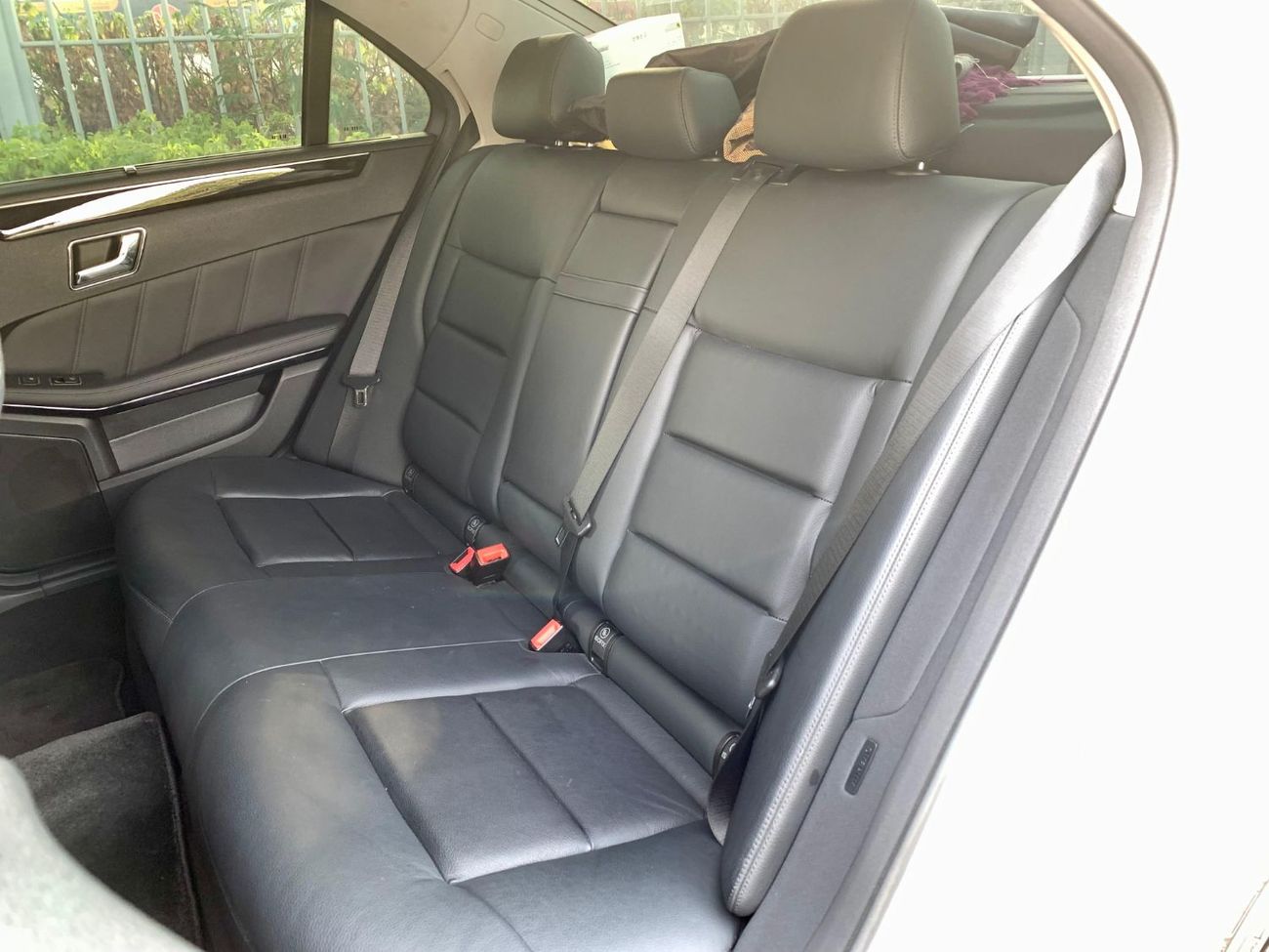 Mercedes-Benz E 350 The Mercedes-Benz E350 is a luxury mid-size sedan featuring a 2.0-liter turbocharged four-cylinder e