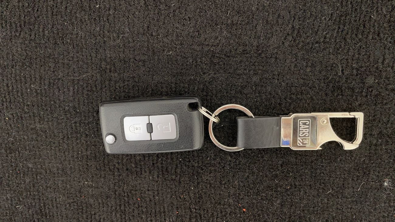 ميتسوبيشي باجيرو GLS MIDLINE 3 | بدون دفعة مقدمة | اختبار القيادة في المنزل