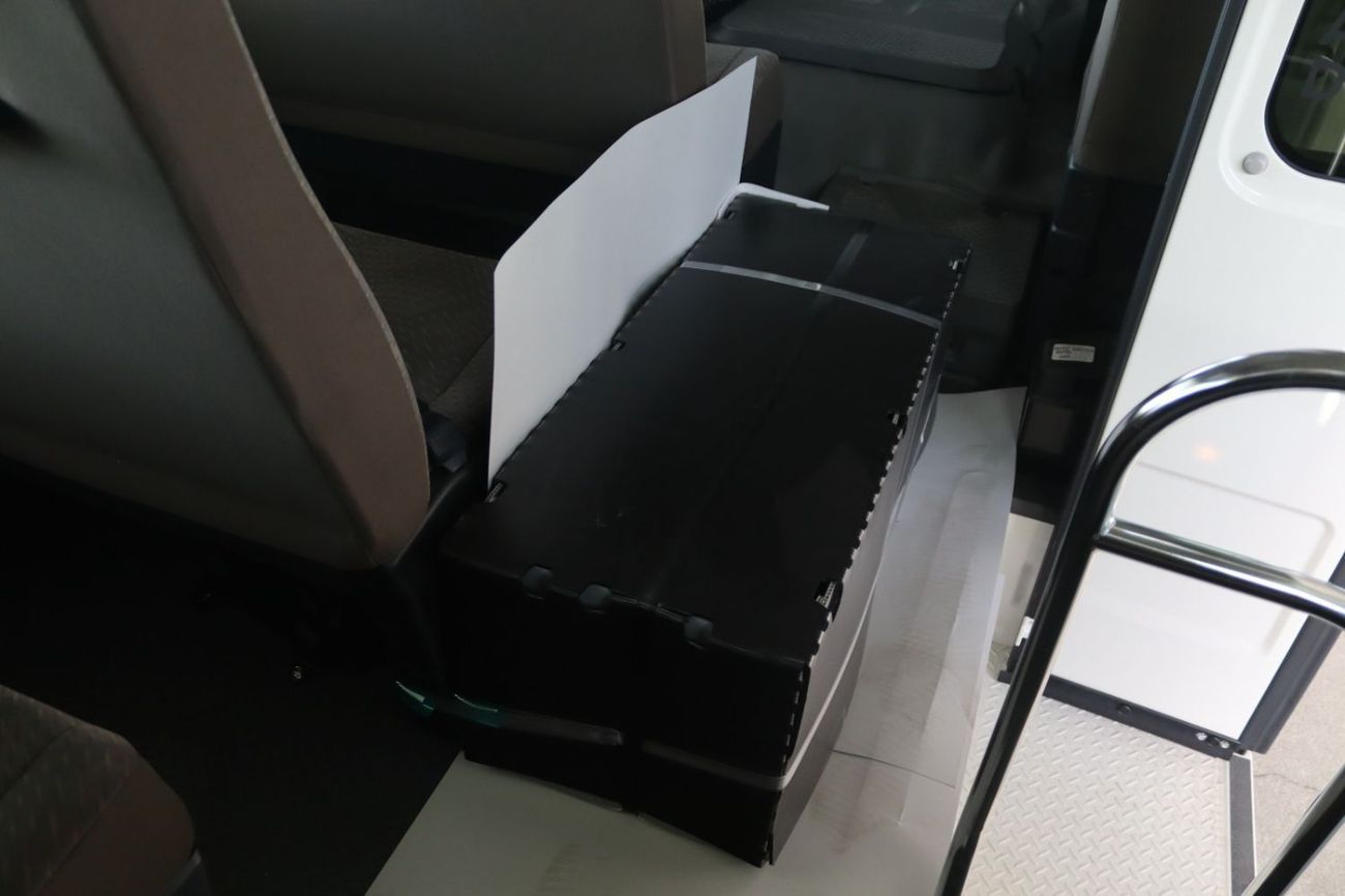 Toyota Coaster 2.7 COASTER **EXPORT ONLY**التصدير فقط خارج الخليج***