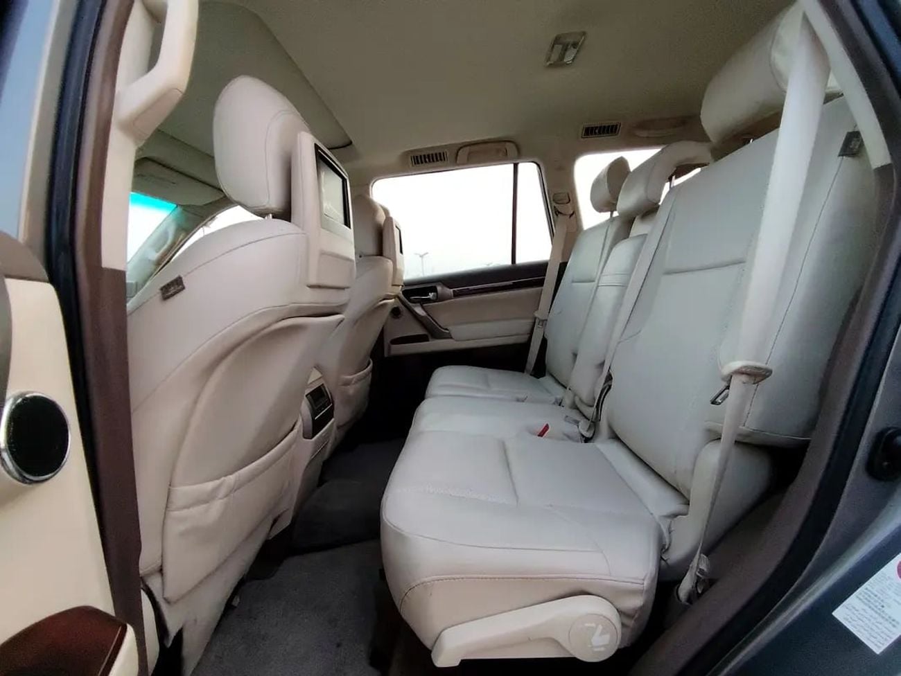لكزس GX 460 Well Maintained GX 460 | GCC Specs | Reliable V8 Luxury SUV With Low KM