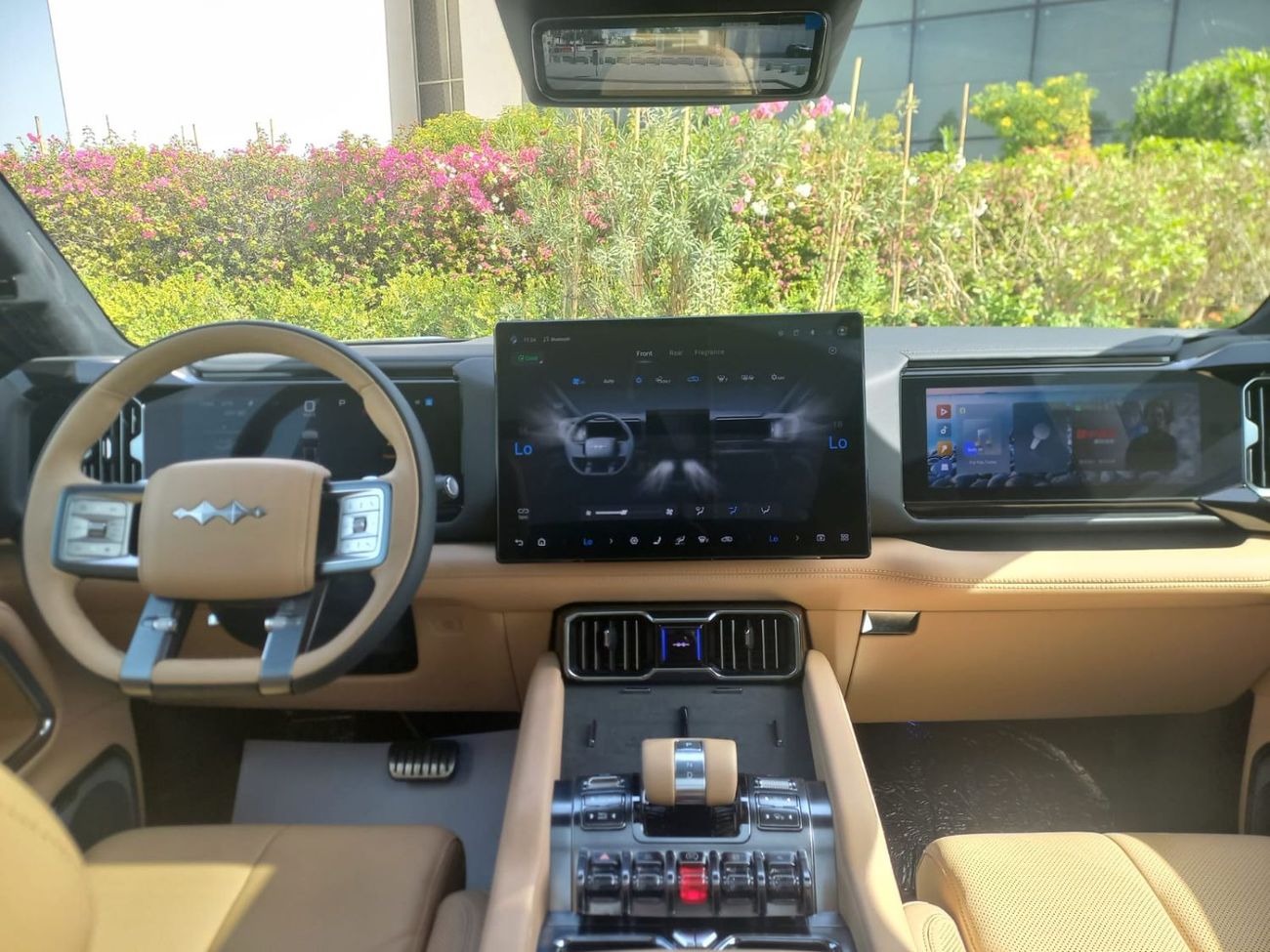 BYD Leopard 8 Smart and Brave Flagship Edition (6 Seats)