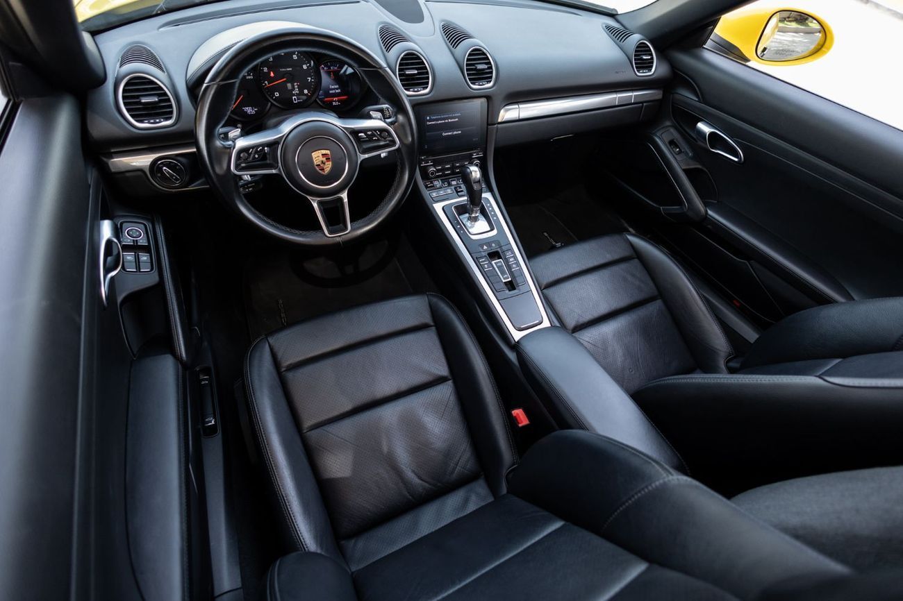 بورش بوكستر 718 Std 2.0L A/T