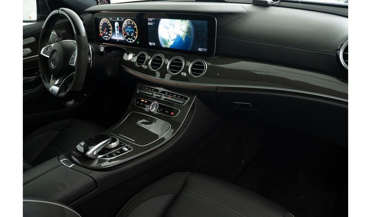 Mercedes-Benz E 63 S AMG Std 4.0L