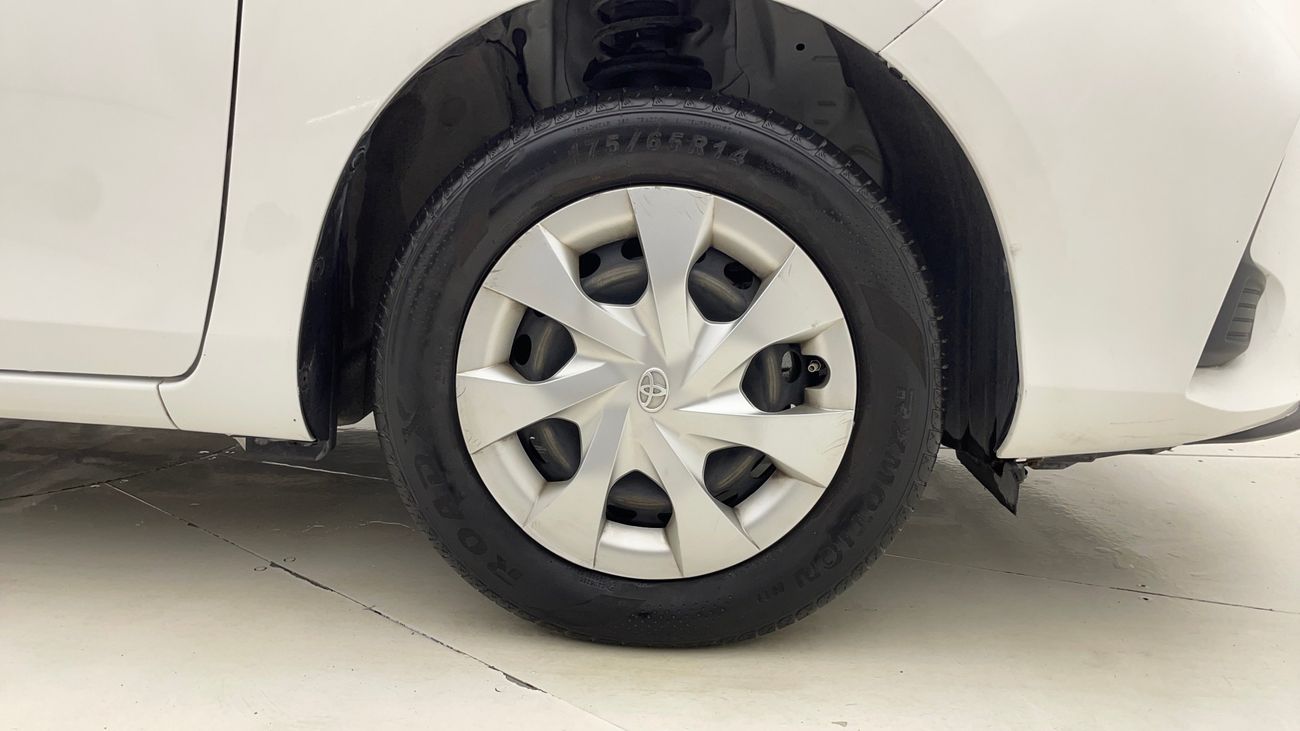 تويوتا يارس SE 1.5 | بدون دفعة مقدمة | اختبار القيادة في المنزل