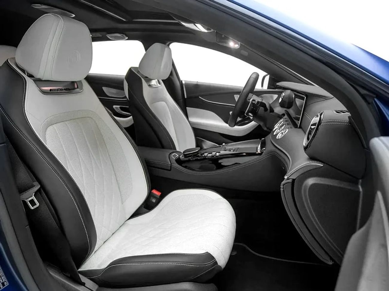 مرسيدس بنز أي أم جي جي تي 63 SE Performance (4 Door)