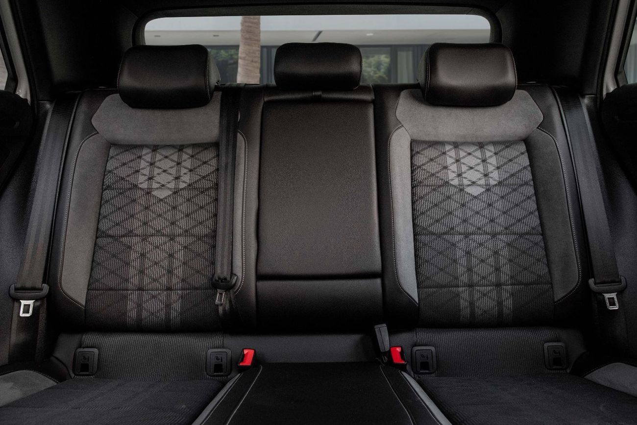 فولكس واجن T ROC R-Line | 1,958 P.M  | 0% Downpayment | Agency Warranty!