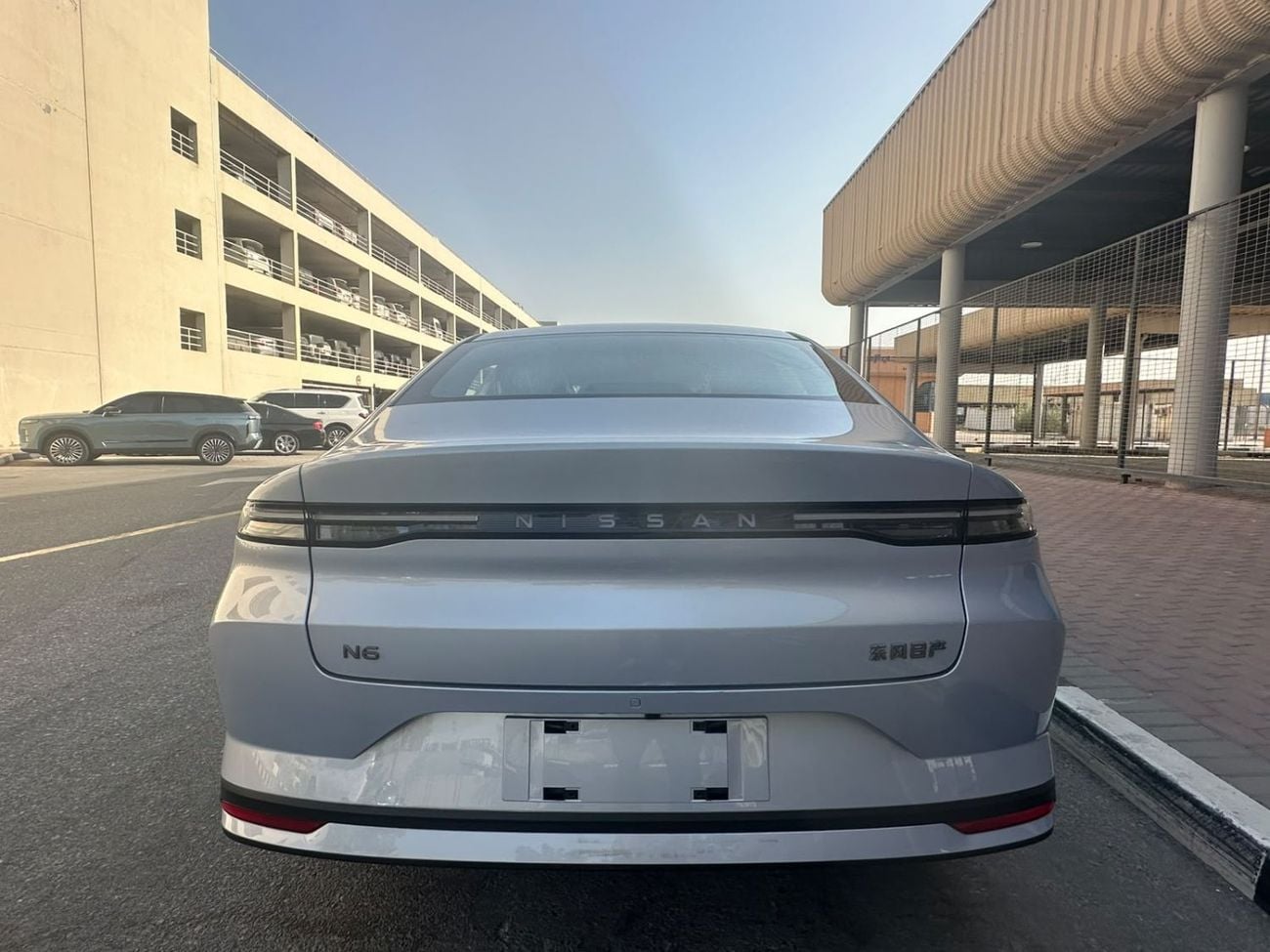 Nissan N6 MAX
