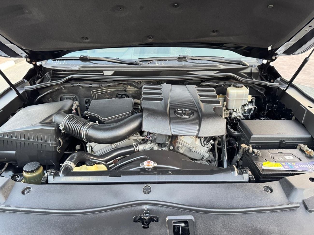 Toyota Land Cruiser GXR