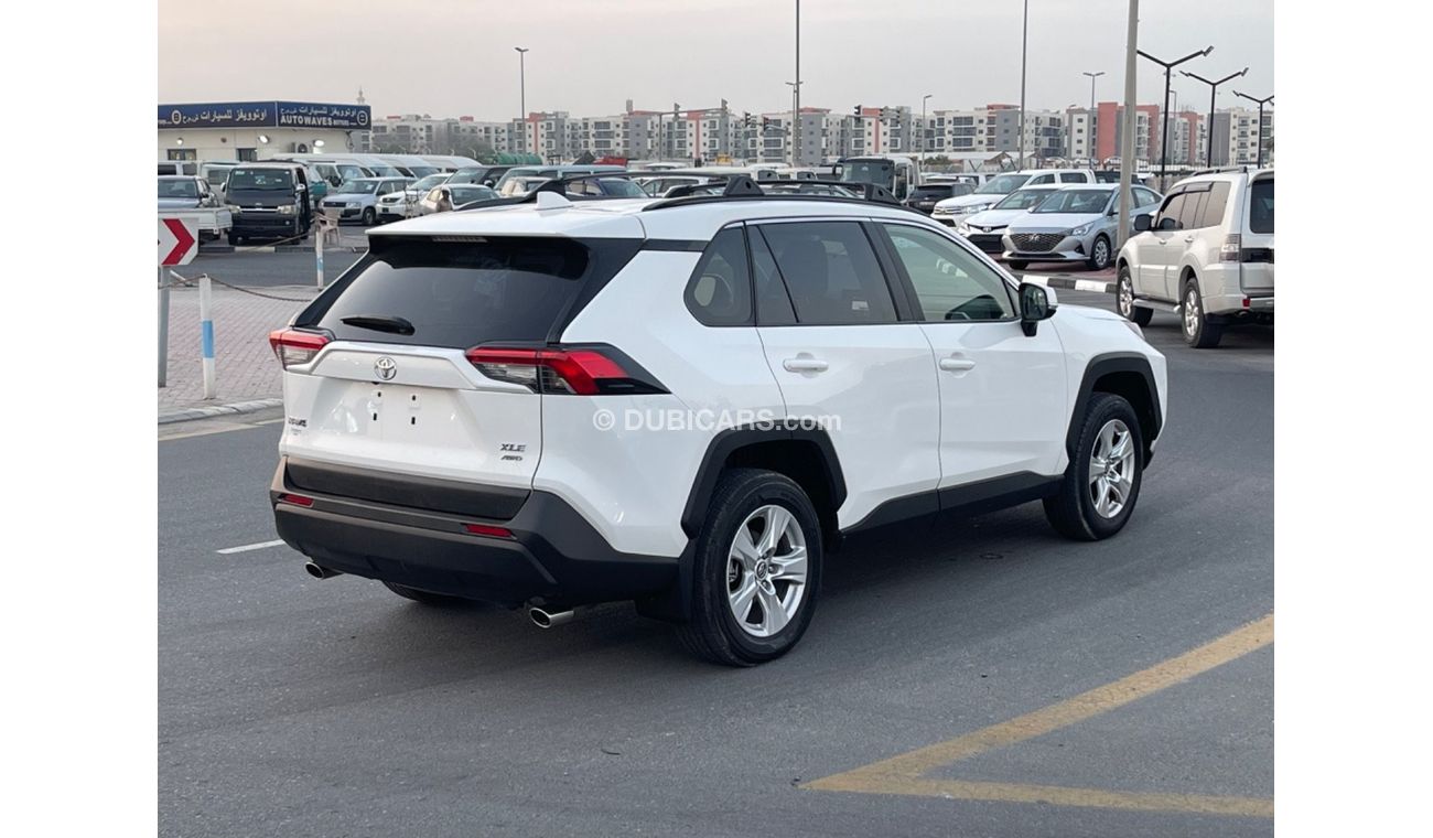 Toyota RAV4 2019 TOYOTA RAV4 XLE 4x4 IMPORTED FROM USA