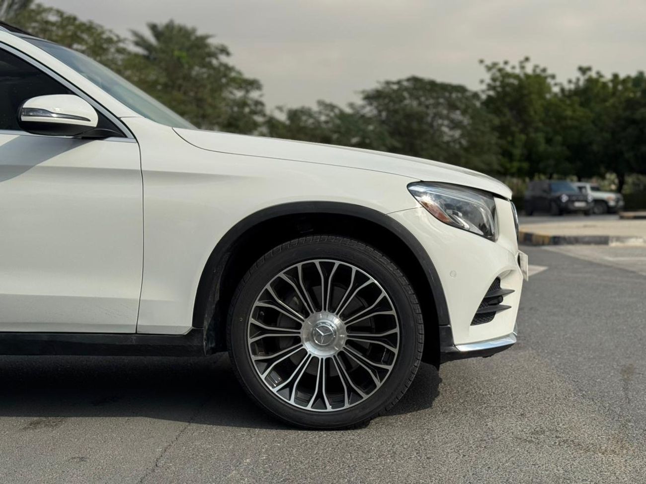 Mercedes-Benz GLC 300 AMG 2.0L