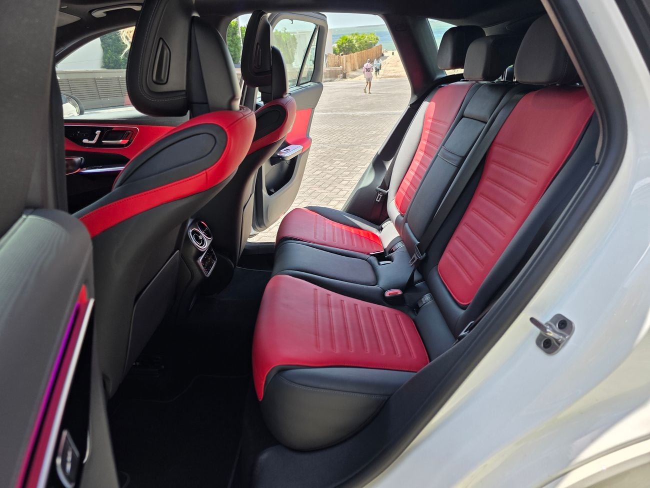 Mercedes-Benz GLC 300 e 300 GLC AMG